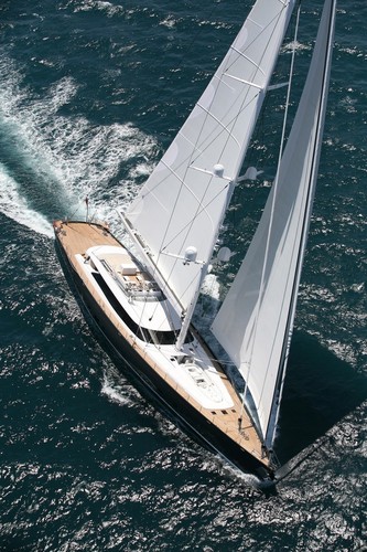 Alloy Yachts Red Dragon. © MIAA